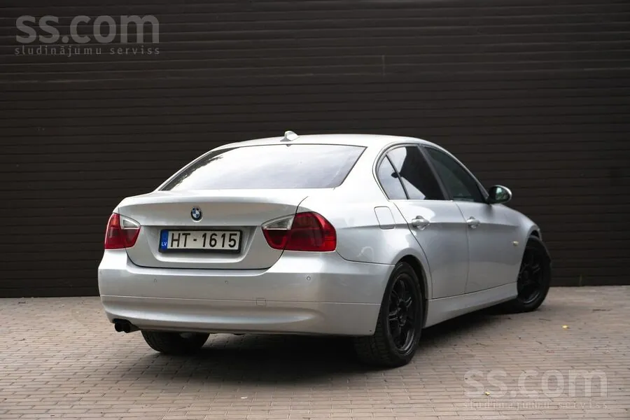 BMW 325 2007 photo 3