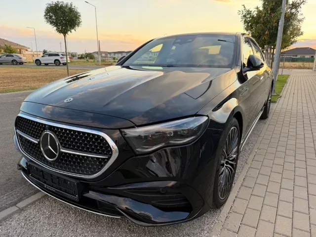 Mercedes-Benz E-Class 2025 photo 3