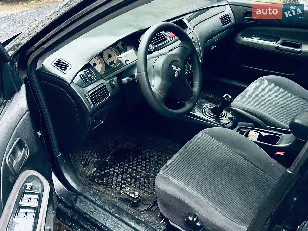 Mitsubishi Lancer 2005 photo 3