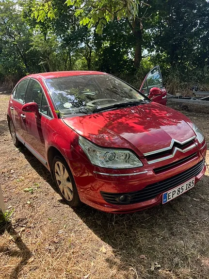 Citroen C4 2005 photo 2