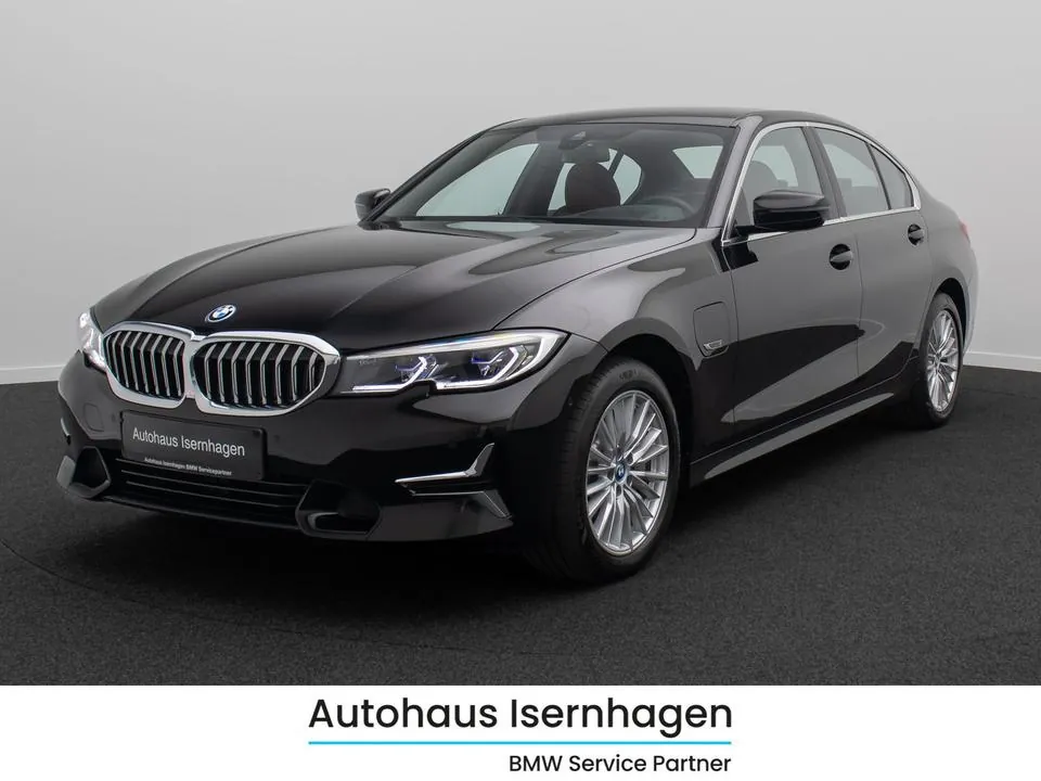 BMW 330E