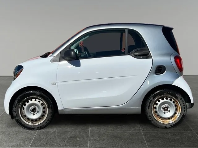 Smart Fortwo Pure 2016 photo 2