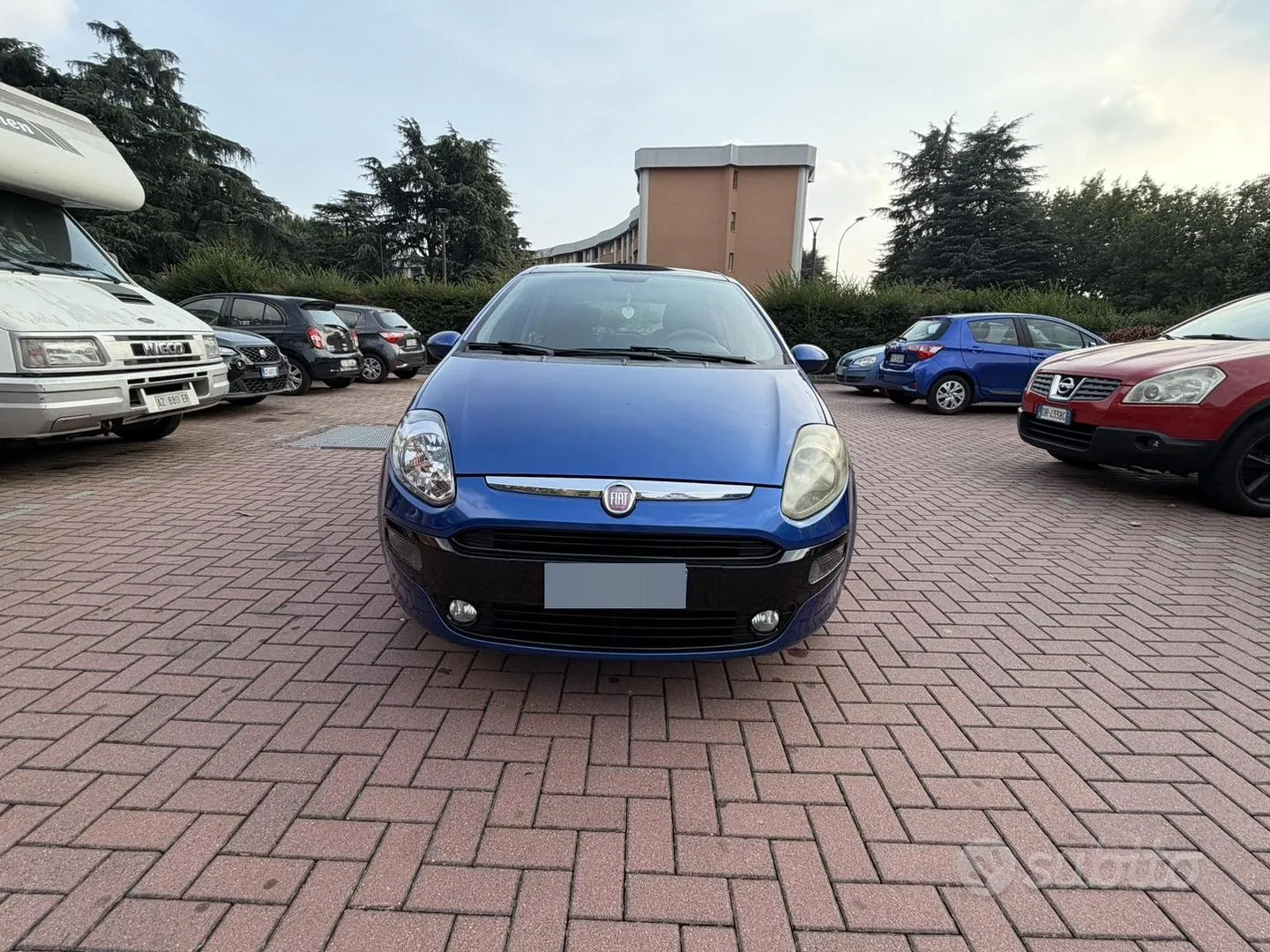Fiat Punto Evo 2011 photo 2