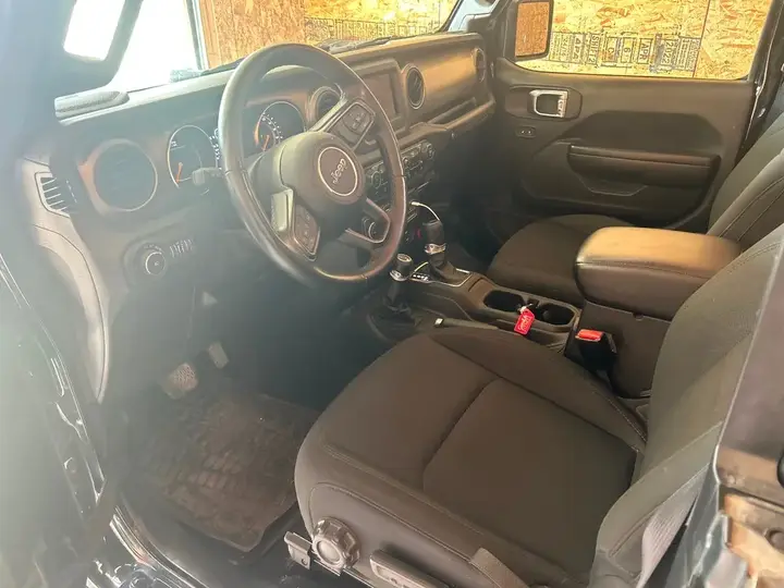 Jeep Wrangler 2021 photo 4