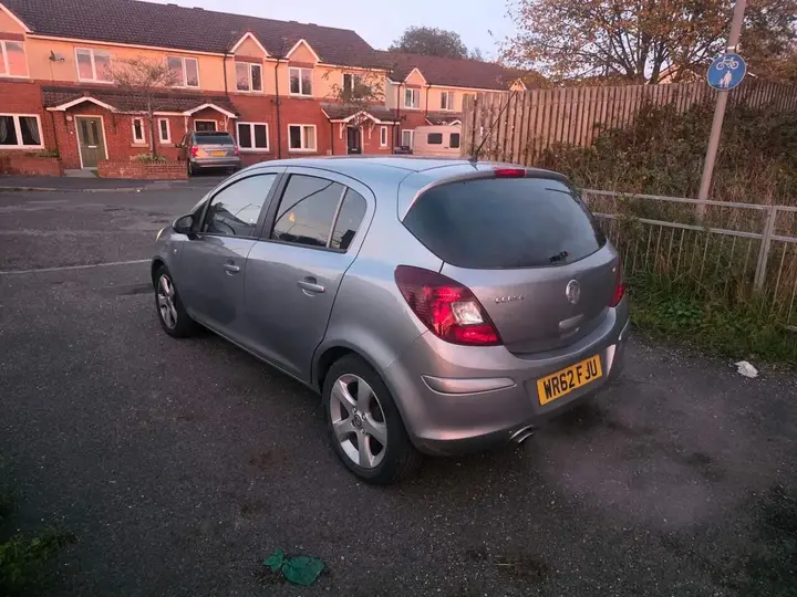 Vauxhall Corsa 2013 photo 4