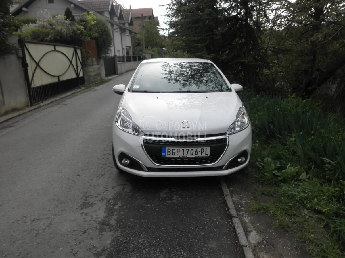 Peugeot 208