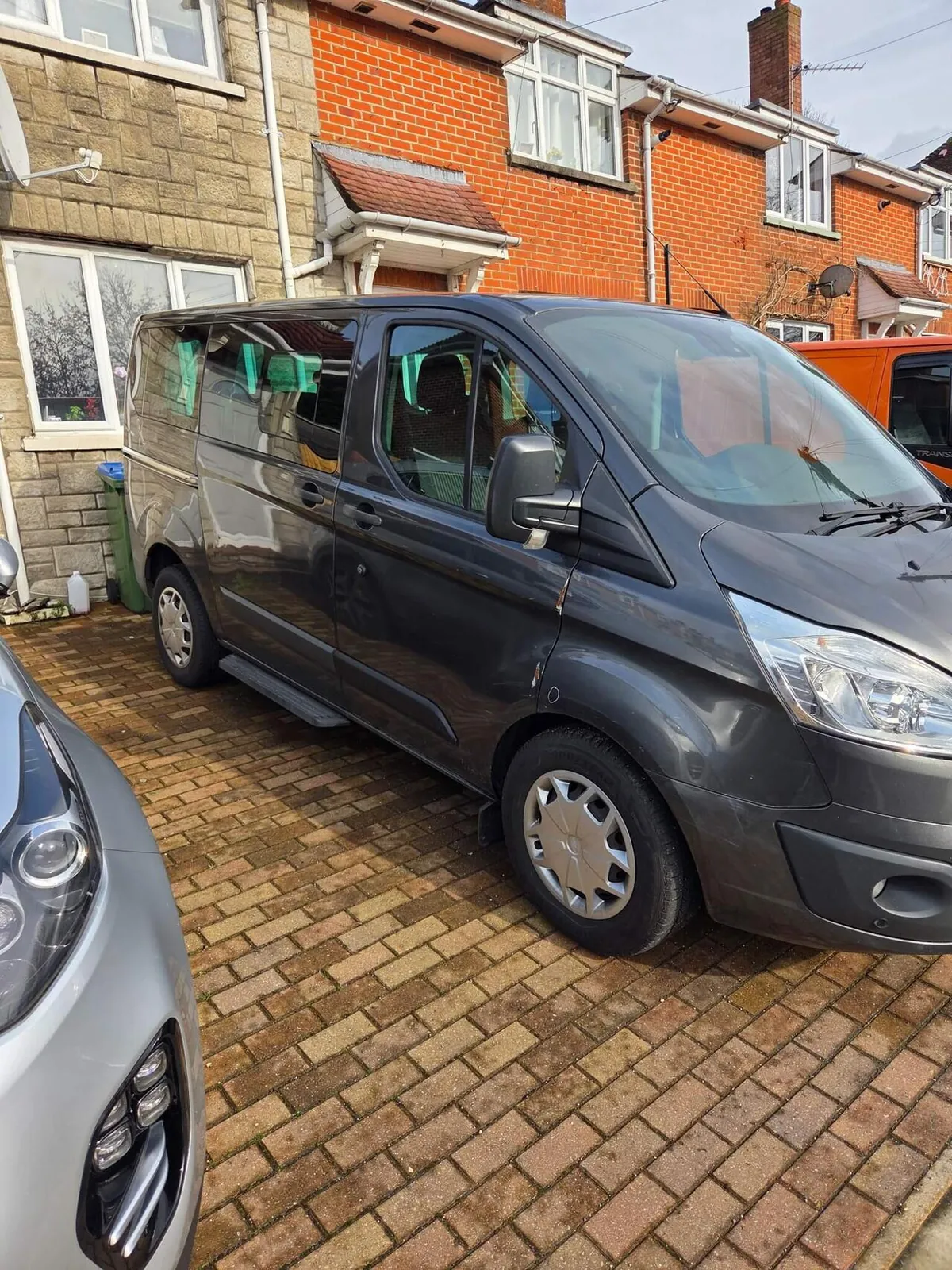 Ford Tourneo Custom 2016 photo 2