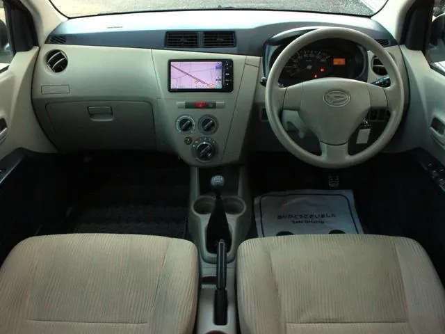 Daihatsu Mira 2013 photo 5