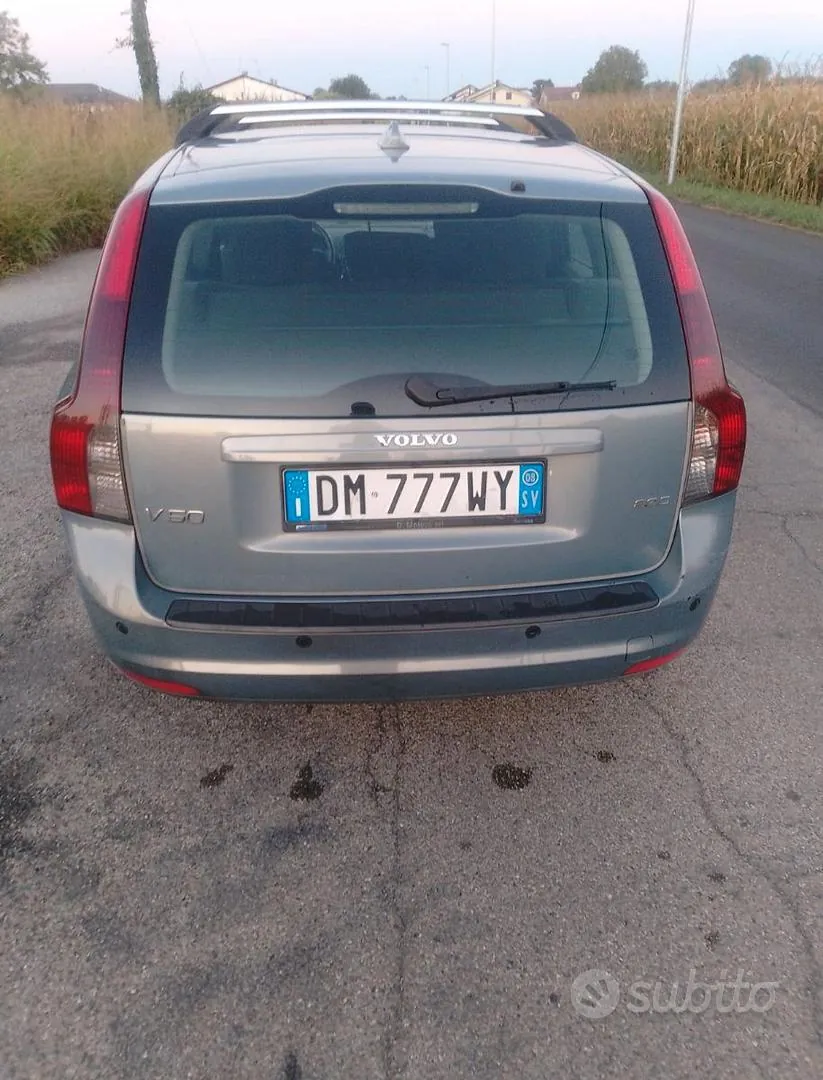 Volvo V50 2008 photo 4