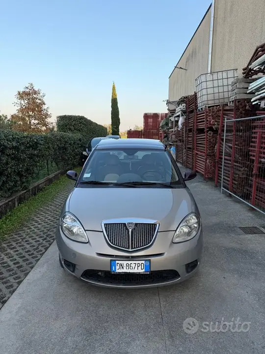 Lancia Ypsilon 2008 photo 2