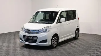 Suzuki Solio 2014 photo 4