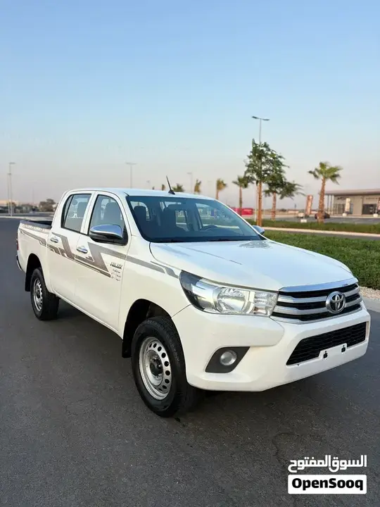 Toyota Hilux 2020 photo 2