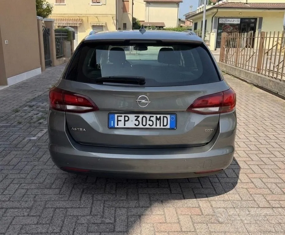 Opel Astra 2018 photo 3