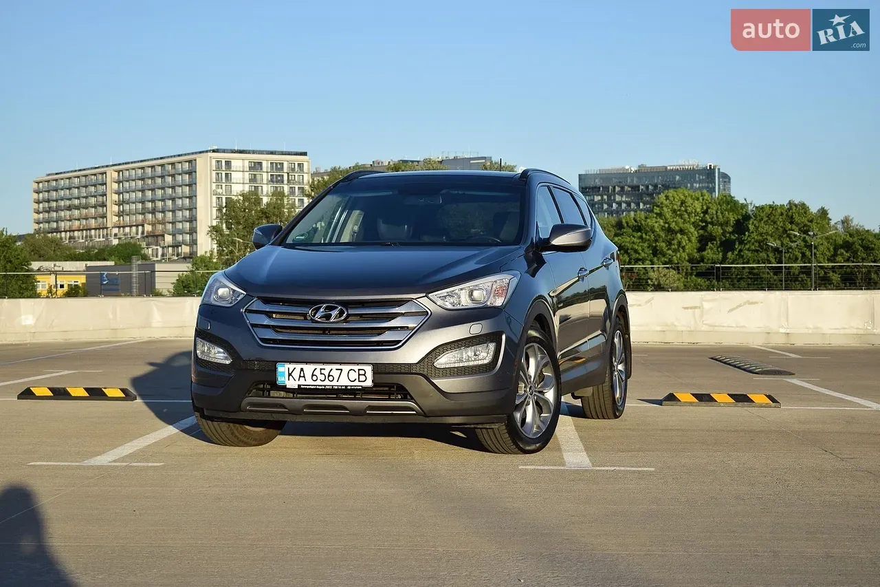 Hyundai Santa Fe 2013 photo 2