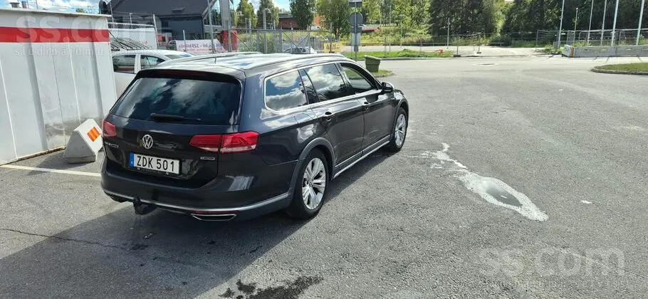 Volkswagen Passat Alltrack 2018 photo 2