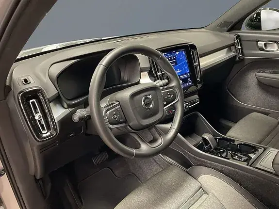 Volvo Xc40 2025 photo 5