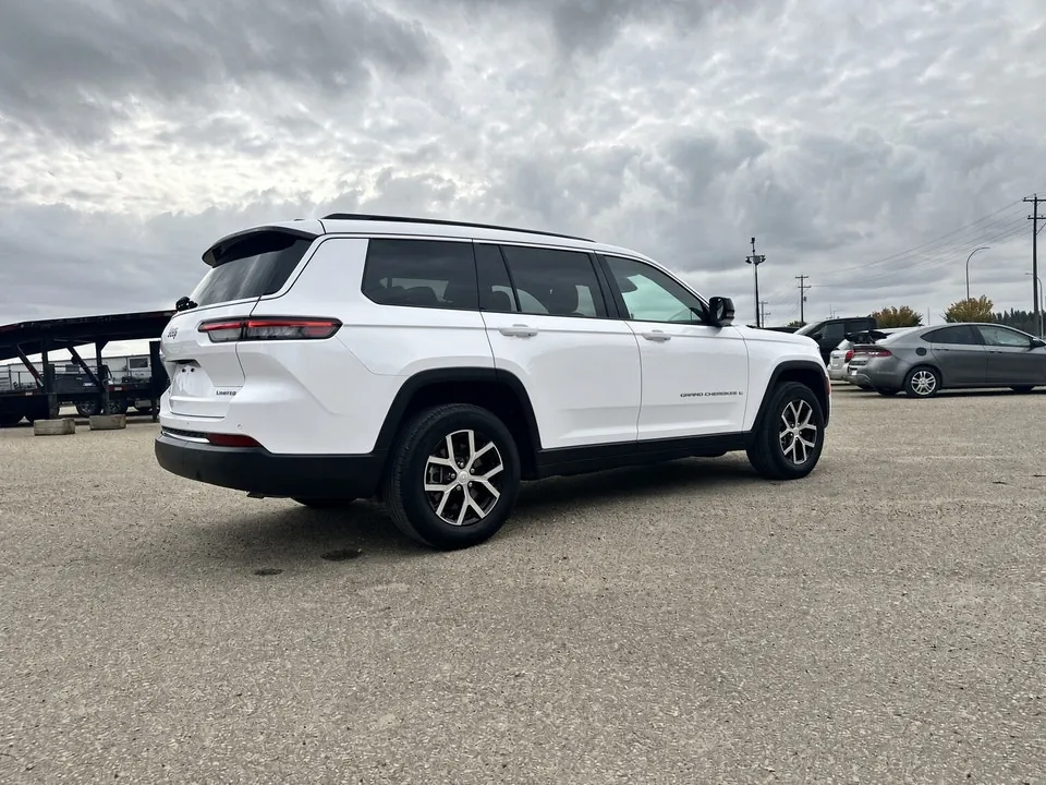 Jeep Grand Cherokee L 2024 photo 5
