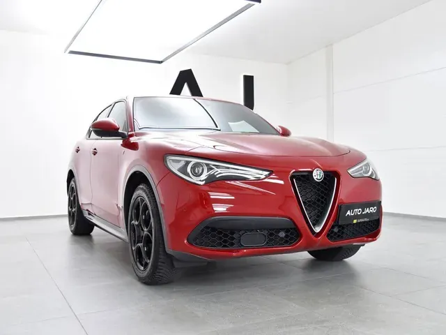 Alfa Romeo Stelvio 2023 photo 2