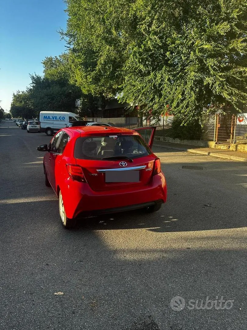 Toyota Yaris 2016 photo 3