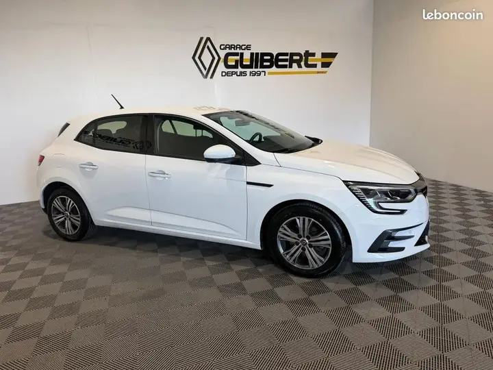 Renault Megane 2023 photo 2