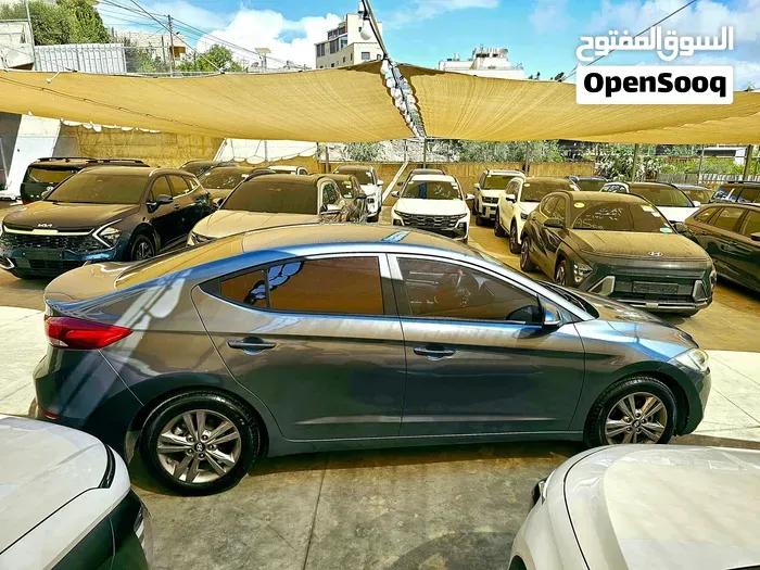 Hyundai Elantra 2017 photo 4