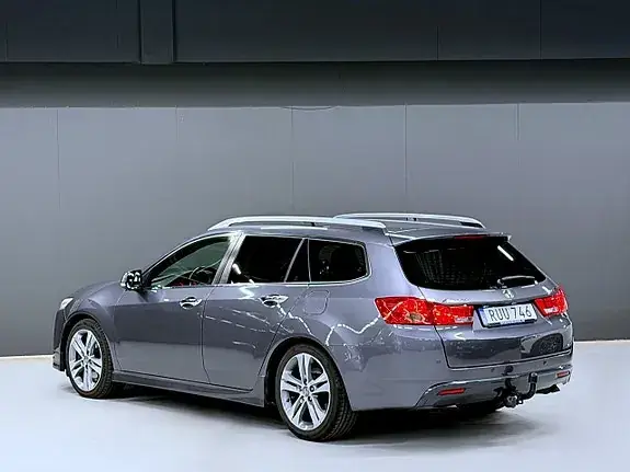 Honda Accord 2014 photo 2