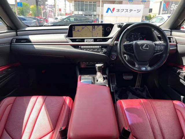Lexus Es 2019 photo 2