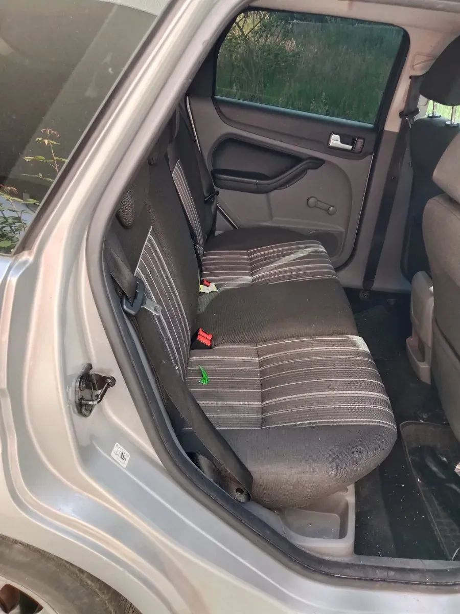 Ford Focus 2009 photo 3