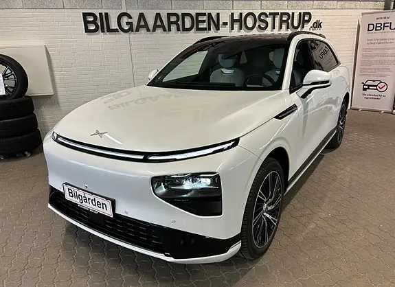 Xpeng G9