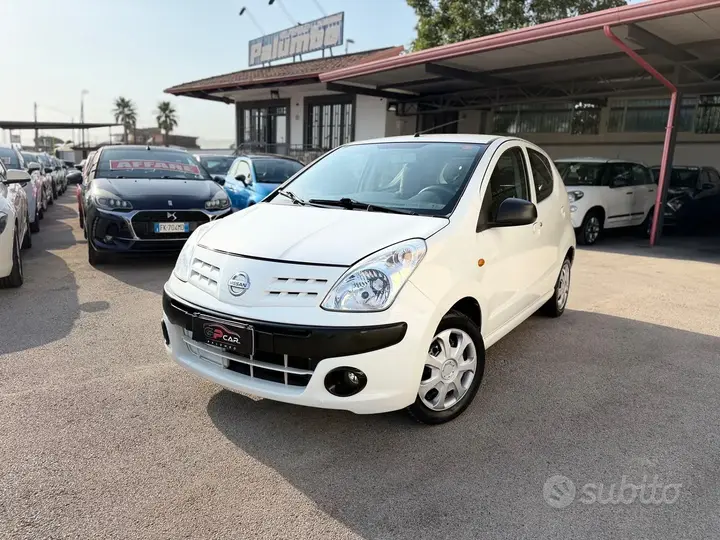 Nissan Pixo