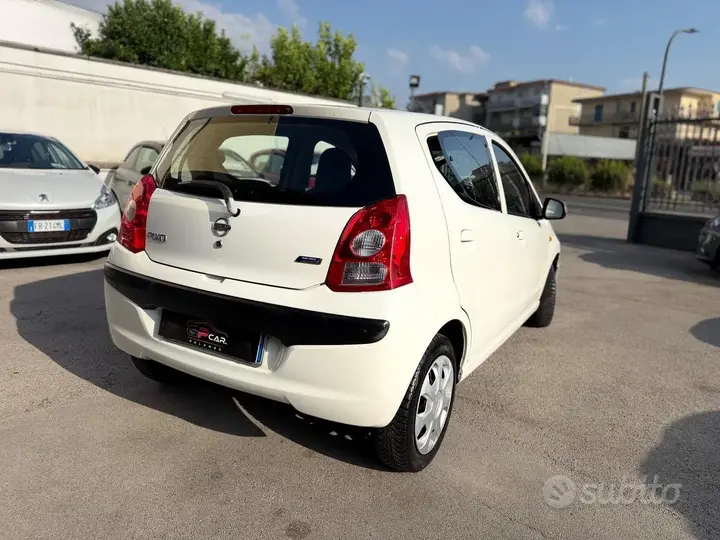 Nissan Pixo 2010 photo 4