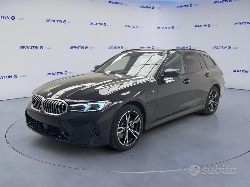 BMW 330E