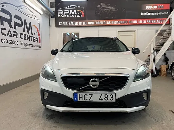 Volvo V40 Cross Country 2013 photo 4