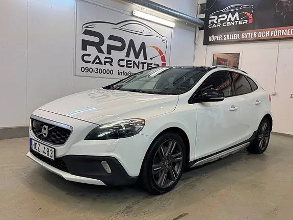Volvo V40 Cross Country 2013 photo 3