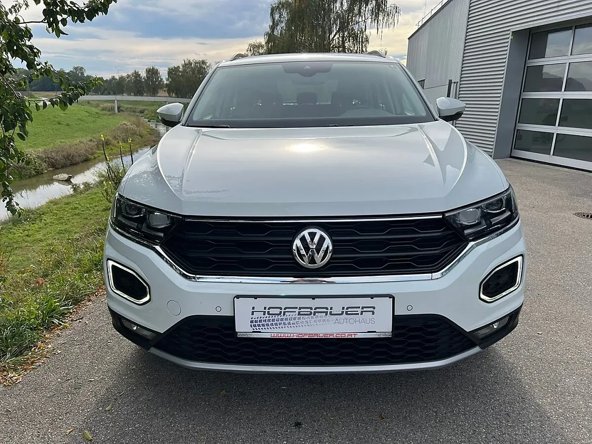 Volkswagen T-Roc 2019 photo 2