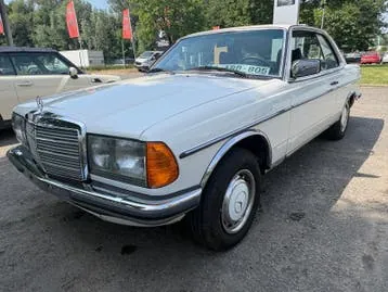 Mercedes-Benz 230C