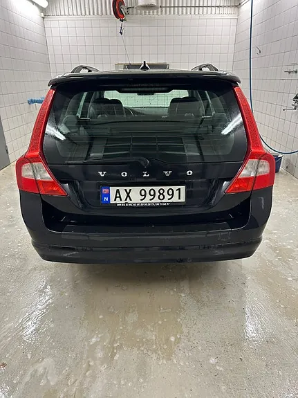 Volvo V70 2010 photo 4