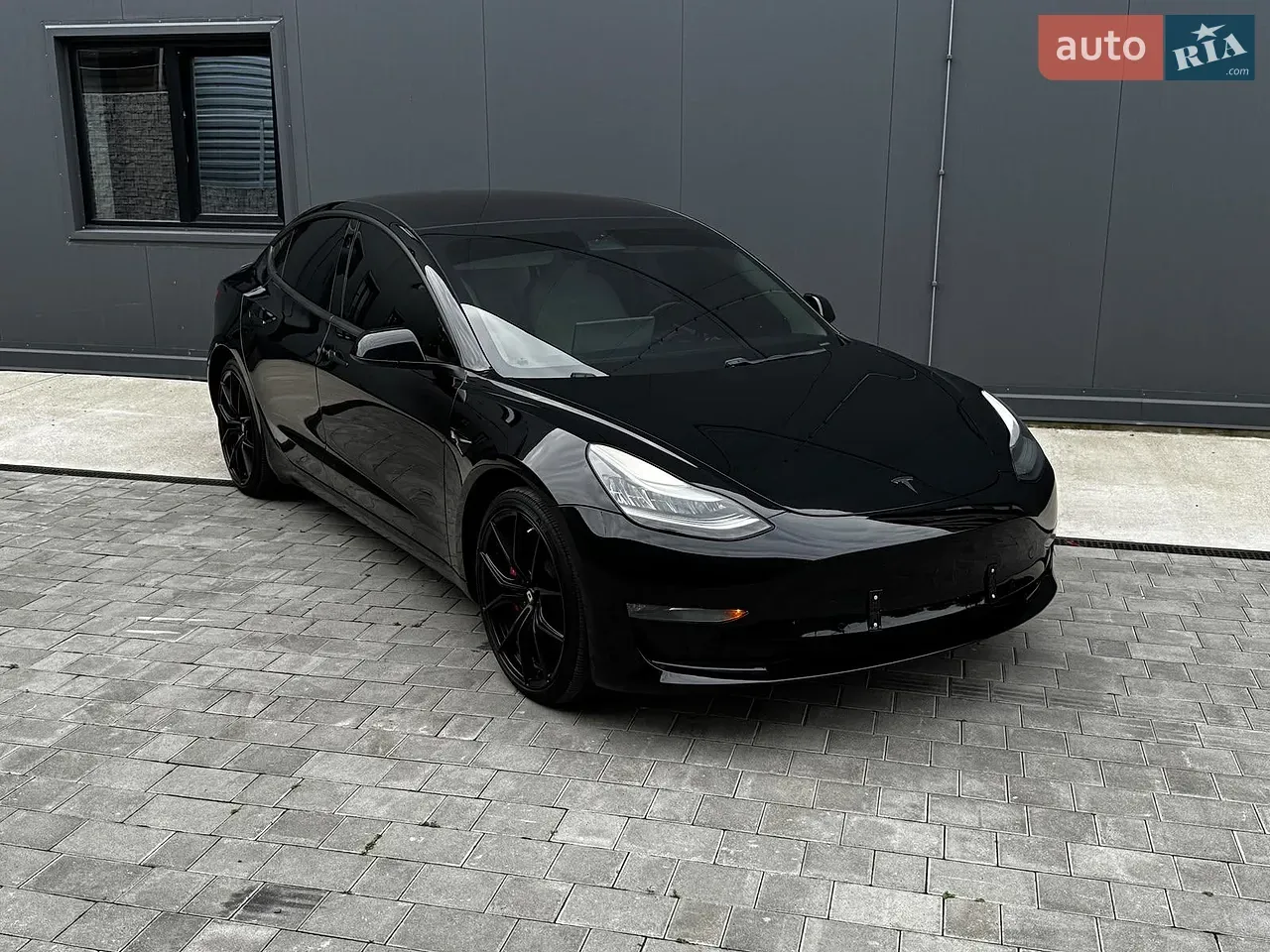 Tesla Model 3 2019 photo 3