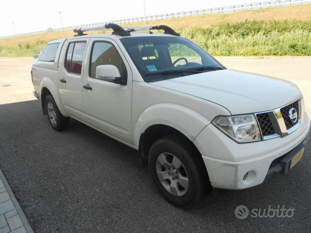 Nissan Navara 2009 photo 3