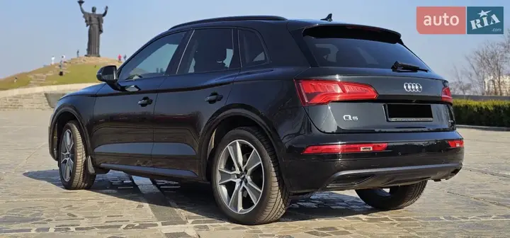 Audi Q5 2019 photo 5