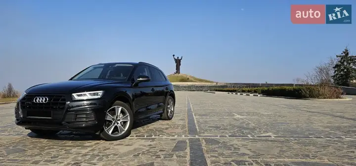Audi Q5 2019 photo 2