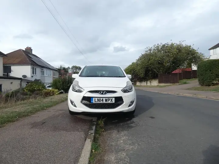 Hyundai Ix20 2014 photo 2