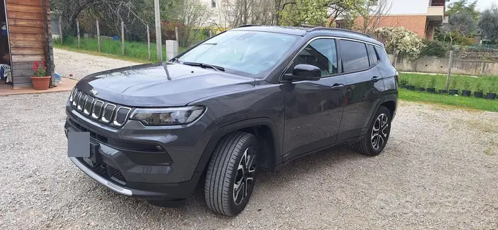Jeep Compass 2025 photo 2