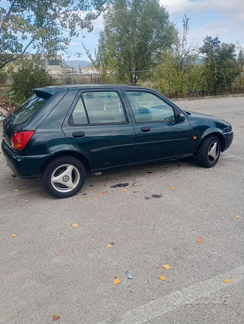 Ford Fiesta 1998 photo 3
