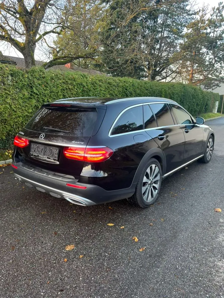 Mercedes-Benz E-Class 2018 photo 2