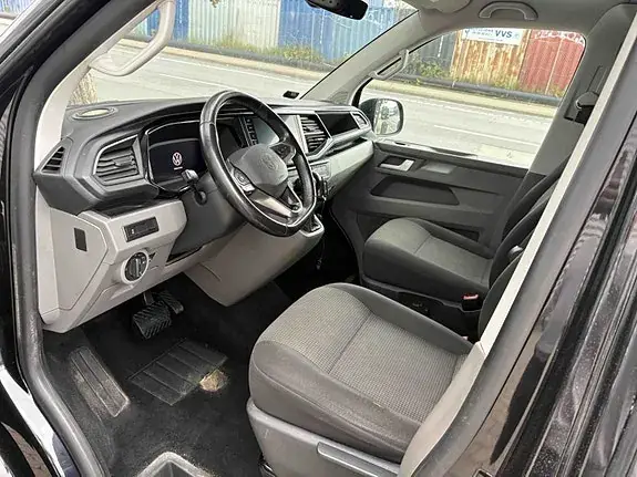 Volkswagen Transporter 2021 photo 2