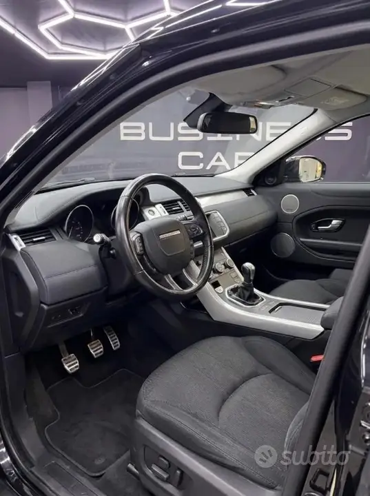 Land Rover Range Rover Evoque 2018 photo 5