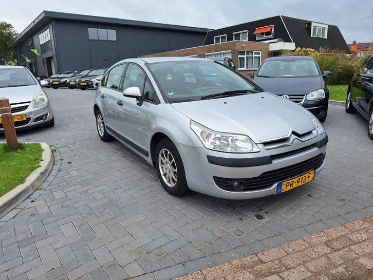 Citroen C4 2006 photo 2
