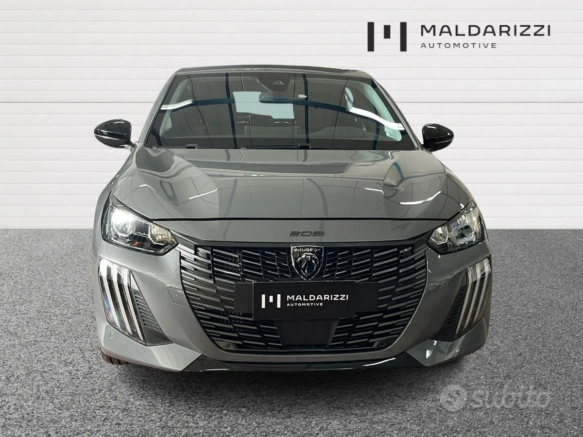 Peugeot 208 2025 photo 2
