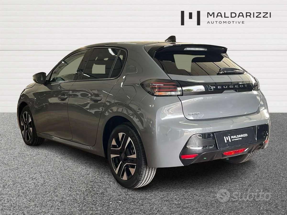 Peugeot 208 2025 photo 4